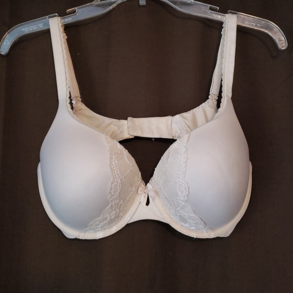Body By Victoria Perfecr Shape 34 DD